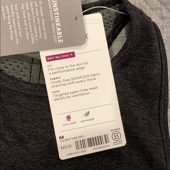 Athleta Fitted Workout Tank NWT - Picture 5 of 8